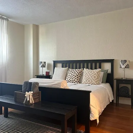 Lovely 2-Bedroom Vacation Home, Ocean View Hollywood Exterior photo
